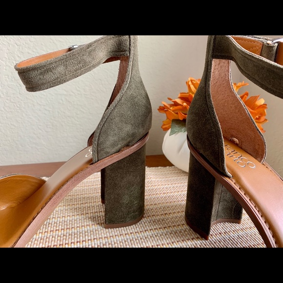 NEW Franco Sarto ‘Caia’ Block Heeled Sandals 9 - Picture 9 of 11